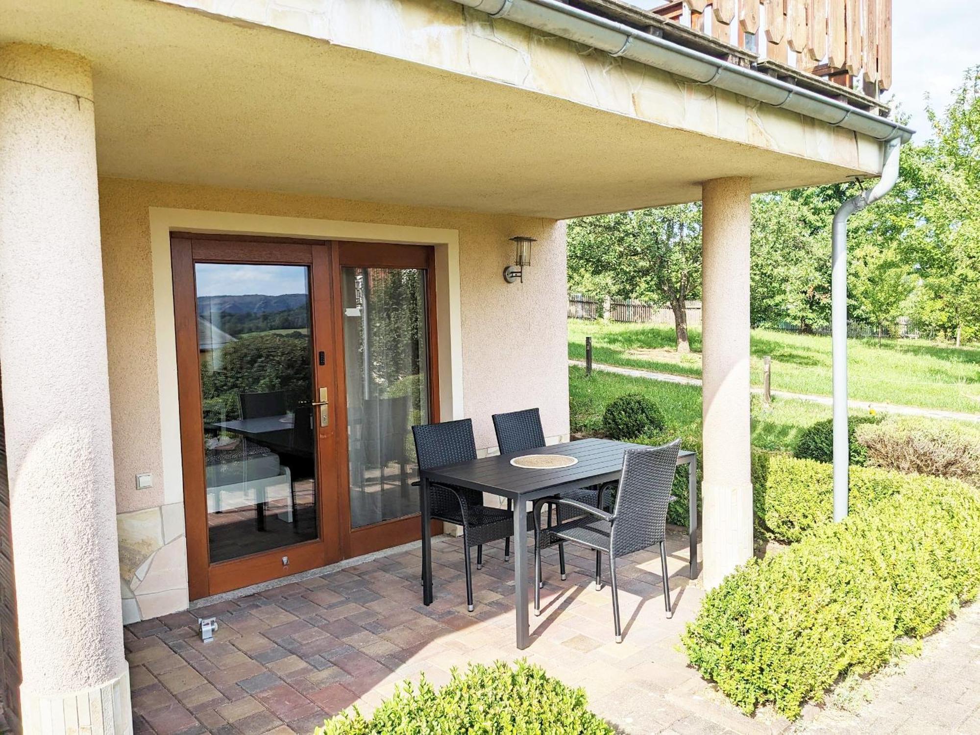 S2 - Urlaubsmagie - Am Wanderweg Mit Terrasse Lägenhet Sebnitz Exteriör bild